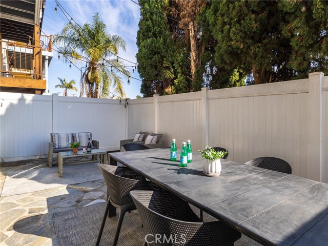 1732 Wollacott Street, Redondo Beach, California 90278, 3 Bedrooms Bedrooms, ,2 BathroomsBathrooms,Residential,For Sale,Wollacott,SB25017562