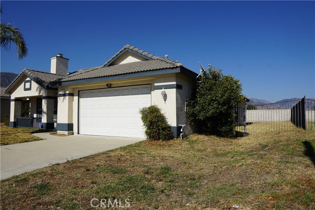 4611 Orange Drive, San Bernardino CA: https://media.crmls.org/medias/62c73fb2-88ee-477f-a694-a57fd81d0da3.jpg
