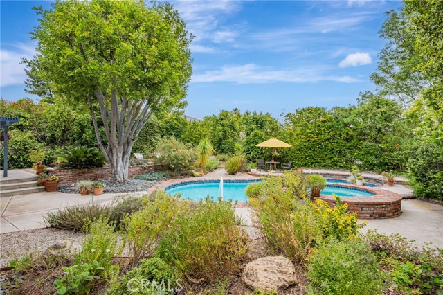 Detail Gallery Image 2 of 48 For 27072 Esward Dr, Calabasas,  CA 91301 - 5 Beds | 3 Baths