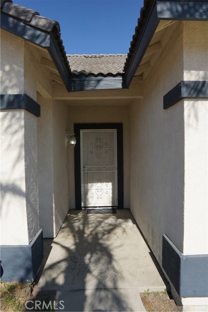 4611 Orange Drive, San Bernardino CA: https://media.crmls.org/medias/62c7c97e-5196-4857-8782-fa9c0f7bb9ca.jpg