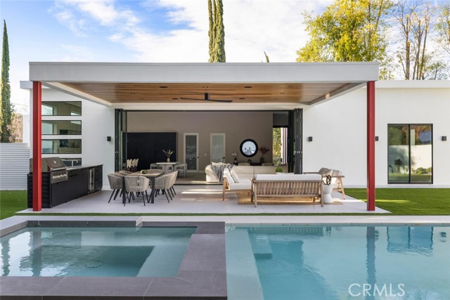 Detail Gallery Image 46 of 51 For 22020 Alizondo, Woodland Hills,  CA 91364 - 3 Beds | 3 Baths