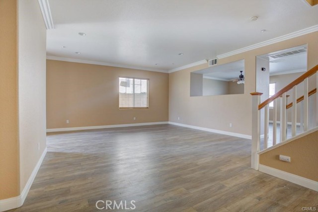 Detail Gallery Image 8 of 38 For 6273 Long Cove Dr, Fontana,  CA 92336 - 3 Beds | 2/1 Baths