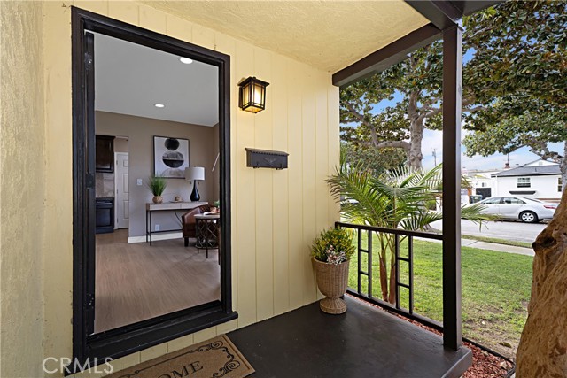 Detail Gallery Image 4 of 29 For 606 Phelan Ln, Redondo Beach,  CA 90278 - 3 Beds | 1 Baths