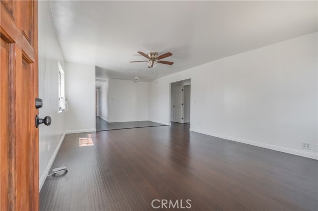 2653 Alice Street, Los Angeles CA: https://media.crmls.org/medias/62cb20a2-9a41-40b1-ad8f-ec17262c4183.jpg