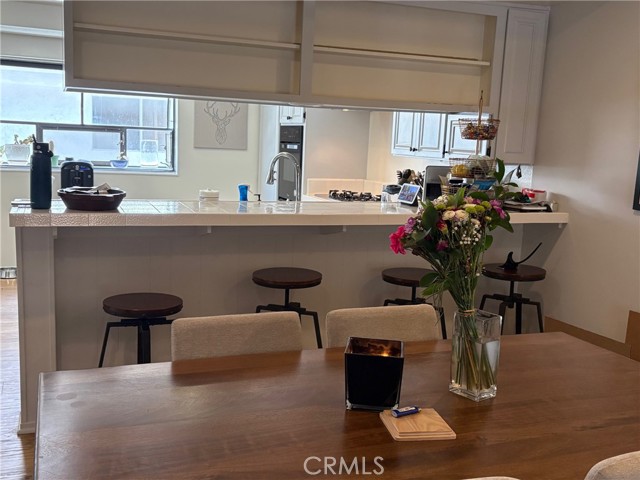 Detail Gallery Image 7 of 24 For 13230 Fiji Way #F,  Marina Del Rey,  CA 90292 - 2 Beds | 2/1 Baths