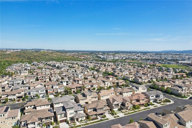 56 Chasma, Irvine CA: https://media.crmls.org/medias/62cb4f5e-b2ec-41b1-9954-c04bf566cc64.jpg