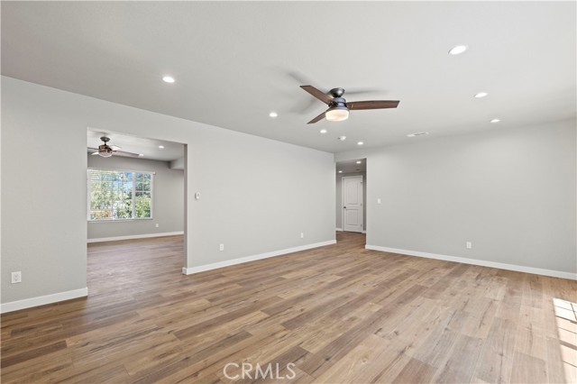 Detail Gallery Image 8 of 28 For 3036 Darlington Drive, Thousand Oaks,  CA 91362 - 3 Beds | 2 Baths