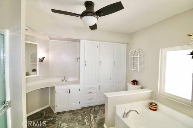 Detail Gallery Image 30 of 37 For 641 Crest Lake Cir #223,  Brea,  CA 92821 - 2 Beds | 1 Baths