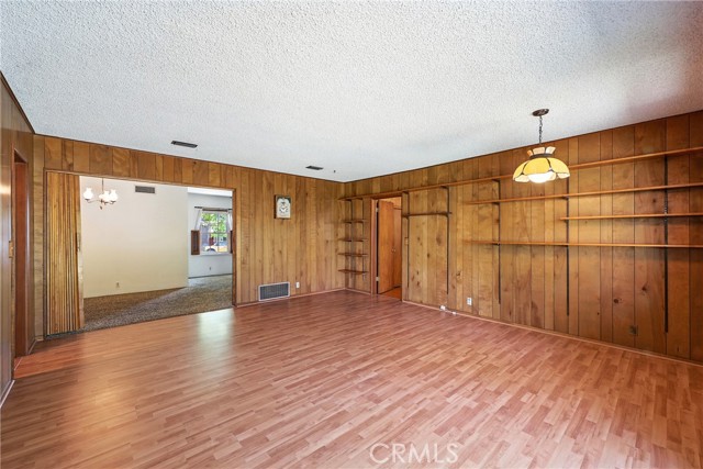 8847 Naomi Avenue, San Gabriel CA: https://media.crmls.org/medias/62cee4d4-6896-44da-9bcd-92f6885ae748.jpg