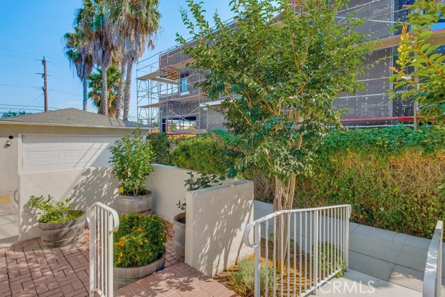 Detail Gallery Image 68 of 72 For 3918 Elm Ave, Long Beach,  CA 90807 - 4 Beds | 3/1 Baths