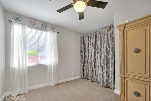 8758 Aspen Court, Riverside CA: https://media.crmls.org/medias/62d1267d-b0fa-4efb-a6ff-8fd67c31286b.jpg