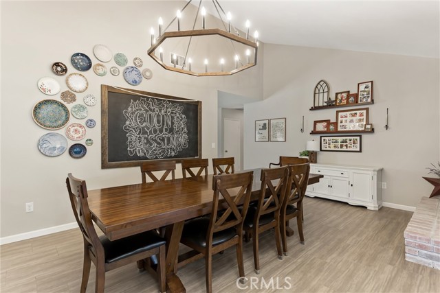 Detail Gallery Image 10 of 45 For 28216 Eucalyptus, Highland,  CA 92346 - 3 Beds | 2/1 Baths