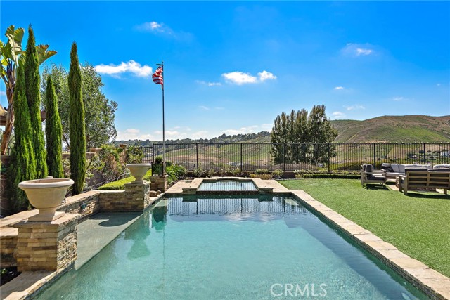 Detail Gallery Image 4 of 68 For 17 Christopher St, Ladera Ranch,  CA 92694 - 5 Beds | 5/1 Baths