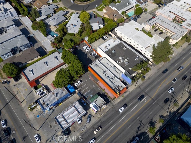 Image 2 of 13 For 14041 Sherman Way