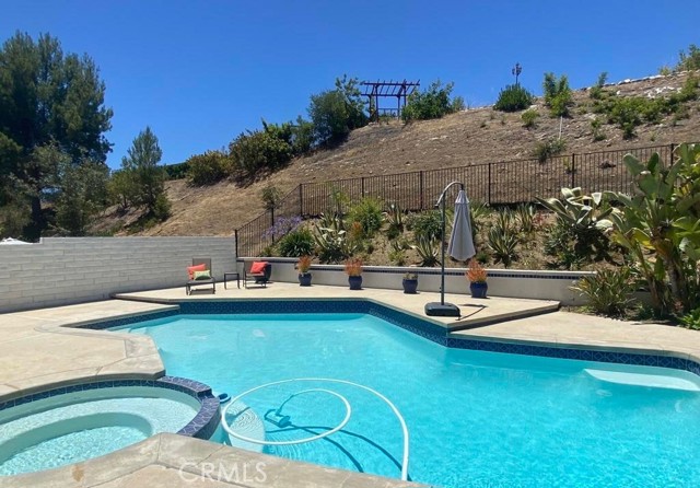 Detail Gallery Image 26 of 33 For 1459 Briarglen, Westlake Village,  CA 91361 - 3 Beds | 2 Baths