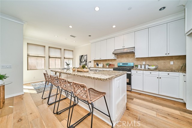 Detail Gallery Image 4 of 24 For 121 Baritone, Irvine,  CA 92620 - 3 Beds | 2/1 Baths