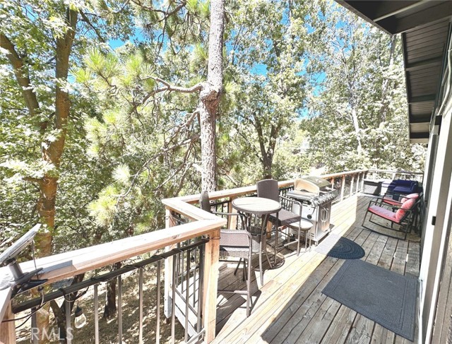 Detail Gallery Image 28 of 42 For 27809 North Bay Rd, Lake Arrowhead,  CA 92352 - 3 Beds | 2 Baths