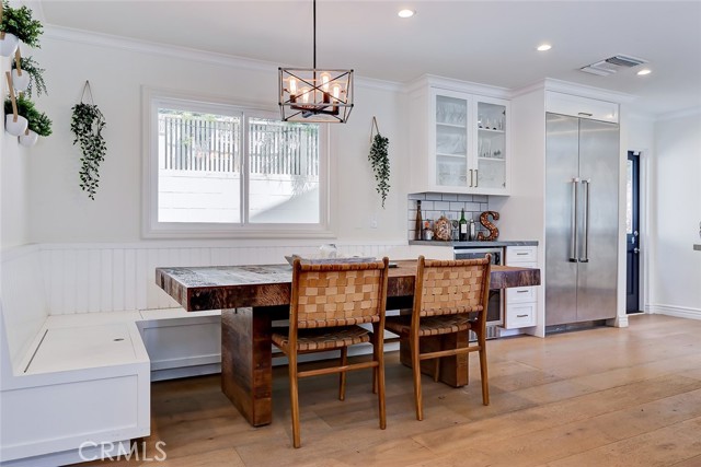 2615 Valley Drive, Manhattan Beach, California 90266, 5 Bedrooms Bedrooms, ,4 BathroomsBathrooms,Residential,Sold,Valley,SB22170134