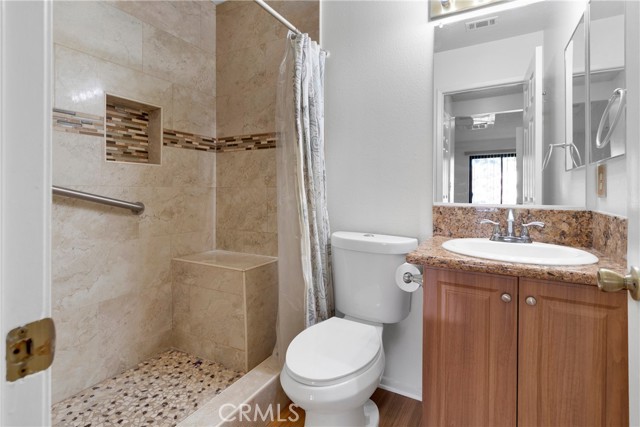 Detail Gallery Image 19 of 22 For 19185 Elm Dr, Apple Valley,  CA 92308 - 2 Beds | 1/1 Baths