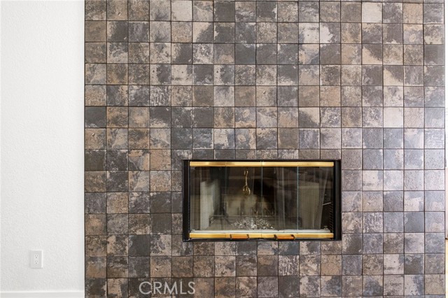 Detail Gallery Image 25 of 67 For 22731 Canyon Lake Dr, Canyon Lake,  CA 92587 - 4 Beds | 4 Baths