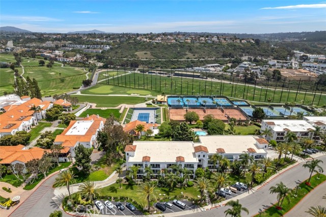 2005 Costa Del Mar RD, Carlsbad CA: https://media.crmls.org/medias/62d43f6b-8324-4924-8276-ef87435eb60d.jpg