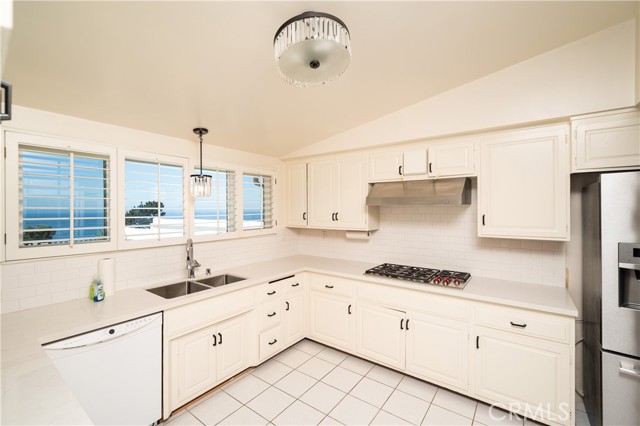 30629 Rue Valois, Rancho Palos Verdes, California 90275, 4 Bedrooms Bedrooms, ,1 BathroomBathrooms,Residential,Sold,Rue Valois,SB21197630