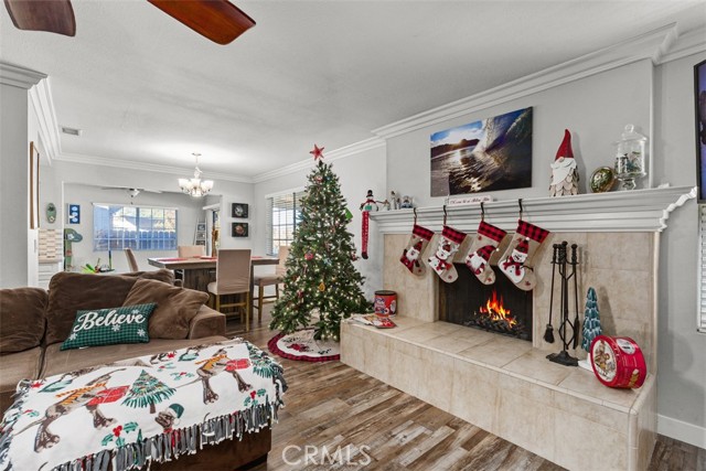 Detail Gallery Image 8 of 45 For 30698 Long Point, Canyon Lake,  CA 92587 - 3 Beds | 2 Baths