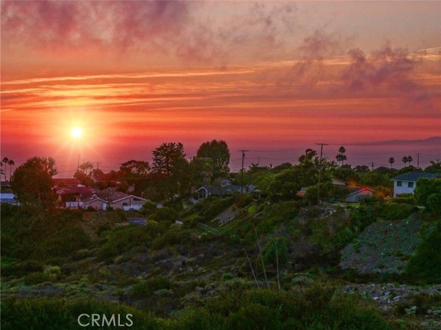 6909 Kings Harbor, Rancho Palos Verdes, California 90275, 4 Bedrooms Bedrooms, ,2 BathroomsBathrooms,Residential,Sold,Kings Harbor,PV24173876