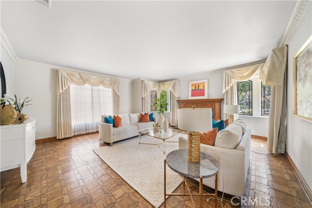 519 Connie Rae Way, Arcadia CA: https://media.crmls.org/medias/62d528fd-6b23-44c4-a203-1b50a80ea0f2.jpg