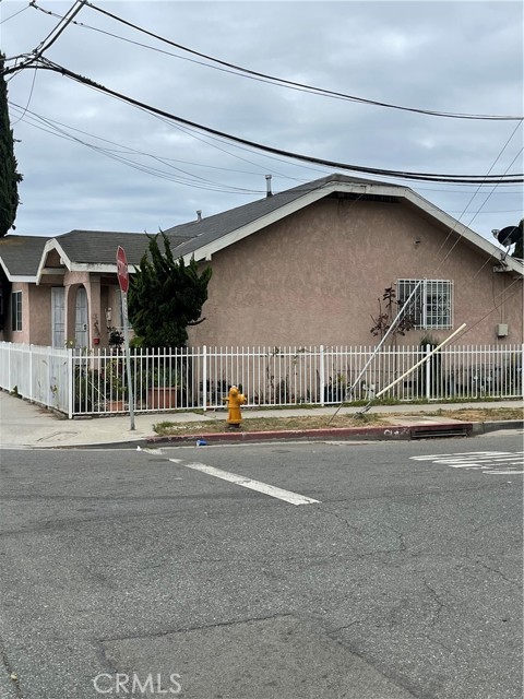 1861 Orange Avenue, Long Beach, California 90806, ,Multi-Family,For Sale,Orange,SB24065178