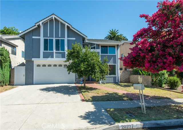 20227 Elkwood Street, Winnetka CA: https://media.crmls.org/medias/62d69883-0cec-4908-a94b-361b952c4033.jpg
