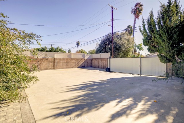 Detail Gallery Image 36 of 36 For 20264 Lassen St, Chatsworth,  CA 91311 - 3 Beds | 3 Baths