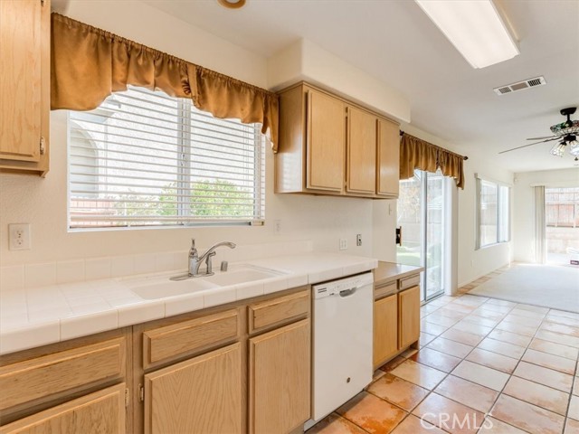 Detail Gallery Image 14 of 43 For 2436 Lilac St, Santa Maria,  CA 93458 - 3 Beds | 2 Baths