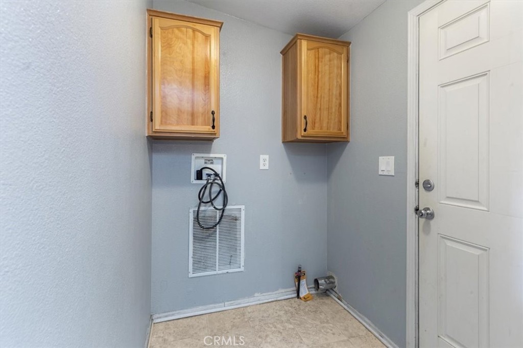 9080 Bloomfield Avenue 141