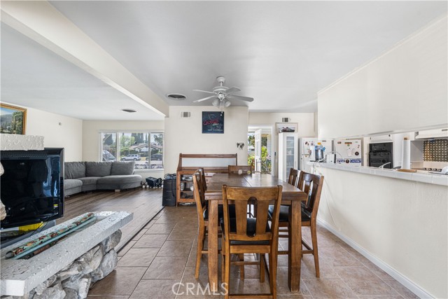 7948 Fallbrook Ave, West Hills CA: https://media.crmls.org/medias/62d7c27d-27bc-46fd-a907-6b6d03701b16.jpg