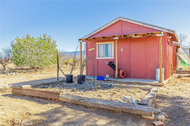 Detail Gallery Image 12 of 29 For 33600 172nd, Llano,  CA 93544 - 3 Beds | 3 Baths