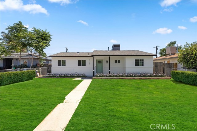 3125 Fillmore Avenue, Bakersfield CA: https://media.crmls.org/medias/62d8a693-157f-466f-9c60-fc702b093bd8.jpg