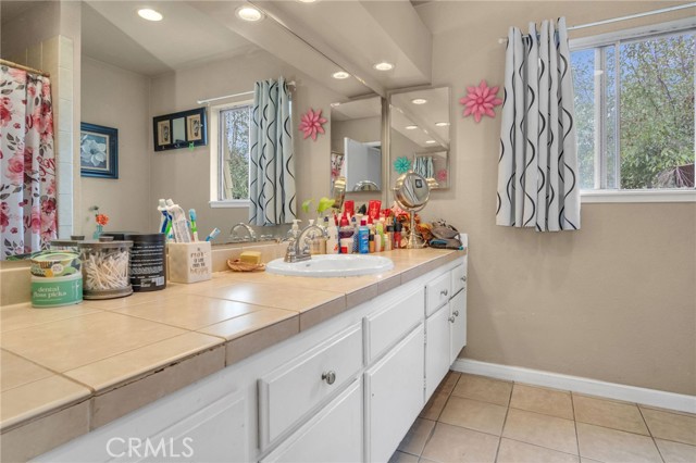 Detail Gallery Image 29 of 37 For 1925 Glenoaks Blvd Unit #100, San Fernando,  CA 91340 - 3 Beds | 2/1 Baths
