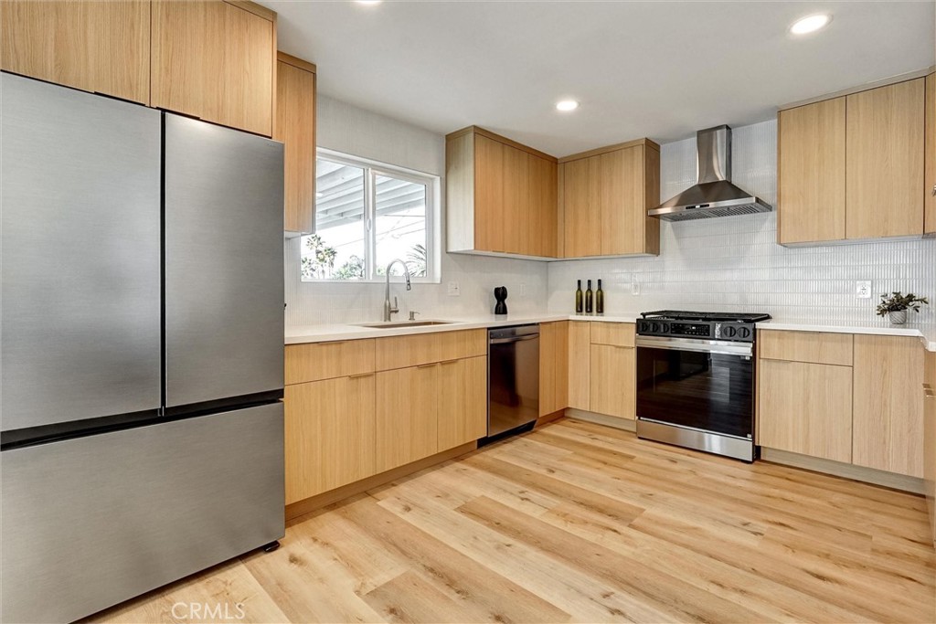 MLS #SR25238150 image #7