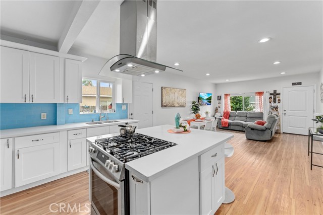 Detail Gallery Image 16 of 39 For 22419 Horst Ave, Hawaiian Gardens,  CA 90716 - 4 Beds | 2 Baths