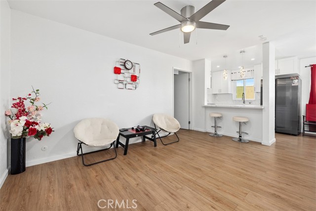 3142 Midway Drive, San Diego CA: https://media.crmls.org/medias/62daca51-82f0-407a-b58b-cebfc650e8d6.jpg