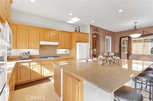 Detail Gallery Image 24 of 75 For 12916 Hyperion Ln, Apple Valley,  CA 92308 - 5 Beds | 3/1 Baths