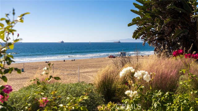 Detail Gallery Image 68 of 70 For 3603 Manhattan, Manhattan Beach,  CA 90266 - 3 Beds | 3/1 Baths