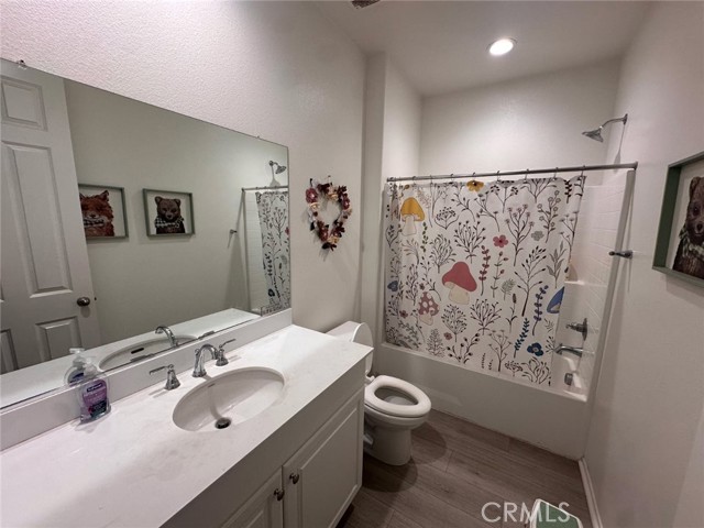 Detail Gallery Image 11 of 11 For 8883 Beacon Ave, Hesperia,  CA 92344 - 5 Beds | 2/1 Baths