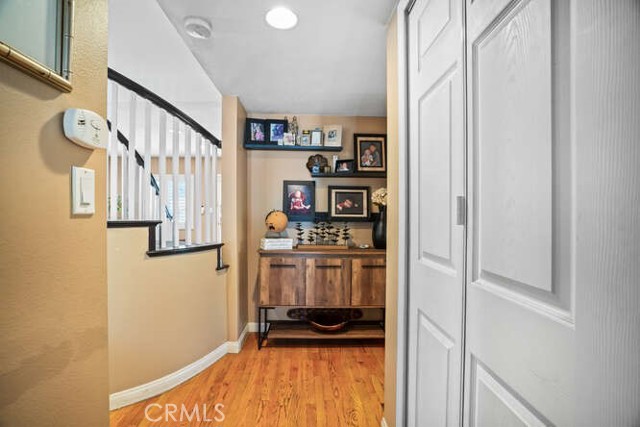 732 Cordova Avenue, Glendale CA: https://media.crmls.org/medias/62debbfa-624f-44b0-bd46-a61fe33c6e1a.jpg