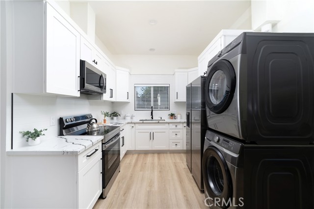 Detail Gallery Image 36 of 41 For 3532 S Muirfield Rd, Los Angeles,  CA 90016 - 4 Beds | 3 Baths