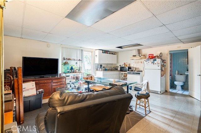 Detail Gallery Image 16 of 19 For 4487 W 131st St, Hawthorne,  CA 90250 - 2 Beds | 1 Baths