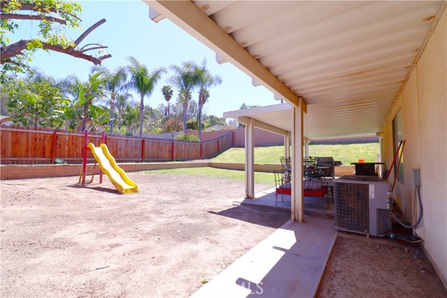 3185 Kilkenny Drive, Riverside, CA 92503 Listing Photo  9