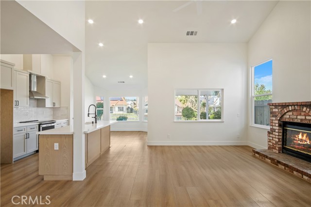 Image 10 of 44 For 3359 Lighthouse Court