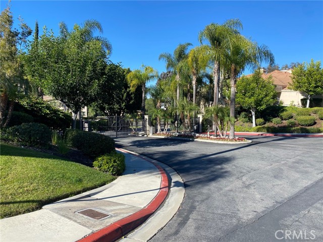 Detail Gallery Image 25 of 25 For 357 S San Vicente Ln, Anaheim Hills,  CA 92807 - 3 Beds | 3 Baths